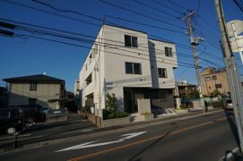 シャルムガーデンの外観画像