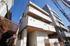 フォンテヌブローの外観画像