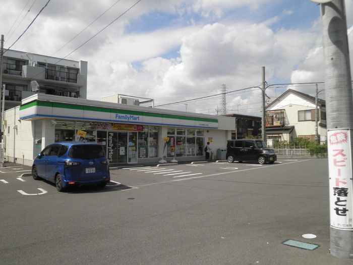 近くに施設あり