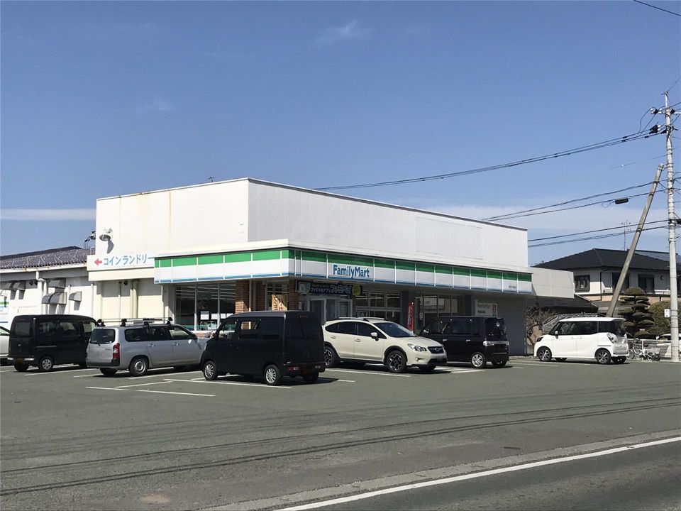 近くに施設あり