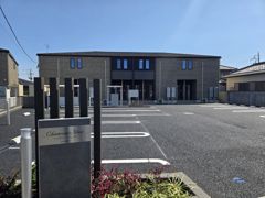シャモニー WESTの外観画像