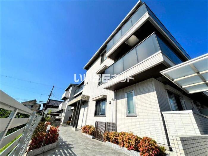 シャルマンの外観画像