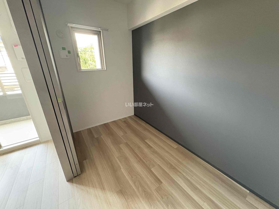 ベッドルーム