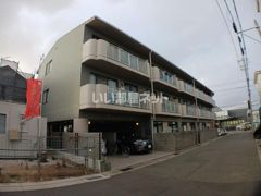 アングラーダムの外観画像