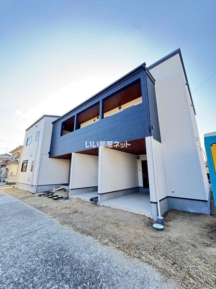 舞子駅よりバス57分 徒歩3分 新築 2階建の賃貸物件