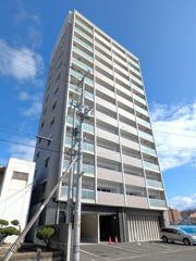 アーバン山越の外観画像