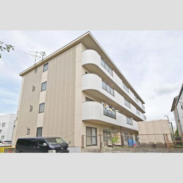 エステート徳重の外観画像