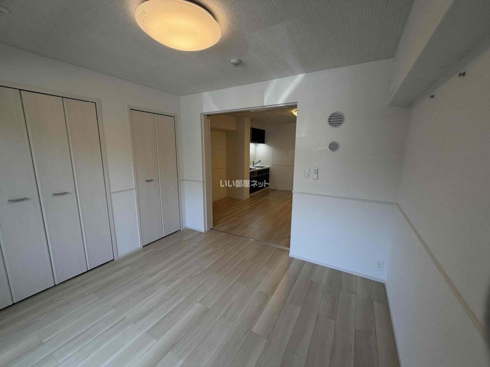 ベッドルーム