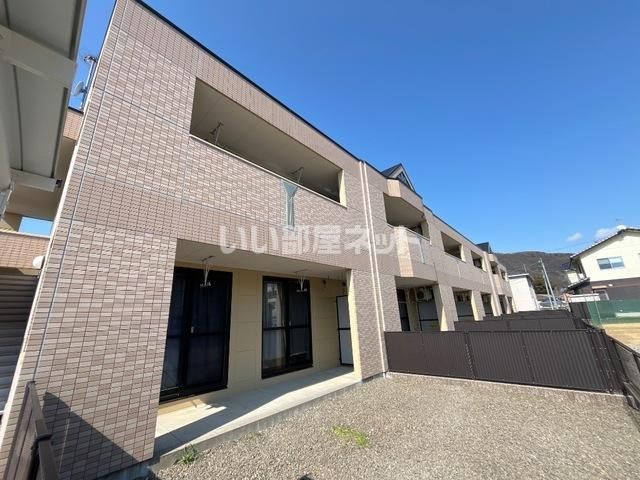 フィエスタの外観画像