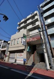 ホリホックイン人宿の外観画像