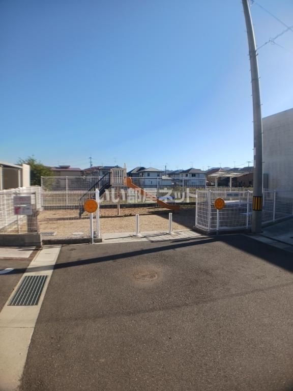 近くに施設あり