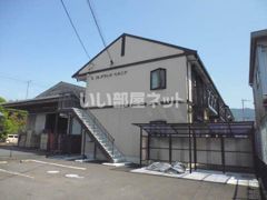 フレグランス ベルニナの外観画像