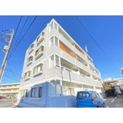 プレセランスアドニードの外観画像