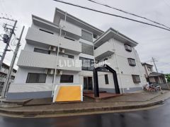 ホワイト石塚の外観画像