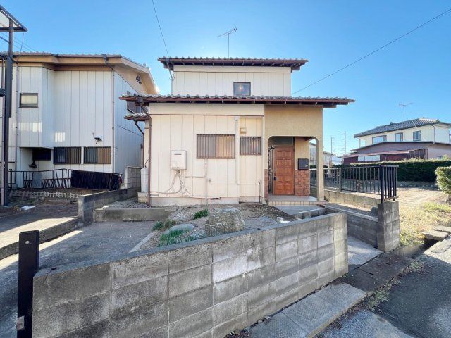 行田駅より徒歩20分 築43年 2階建の賃貸物件
