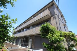 コリーヌ・ アンの外観画像