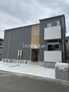 LF武里の外観
