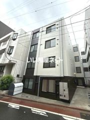 イスフールの外観画像