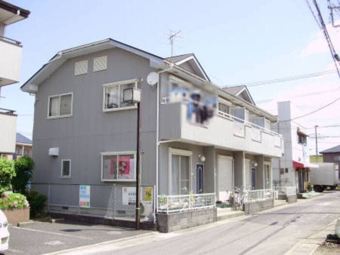 三郷中央駅よりバス15分 徒歩2分 築27年3ヶ月 2階建の賃貸物件