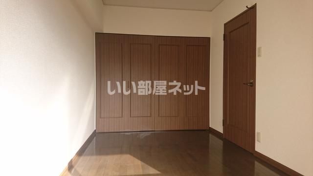 ベッドルーム