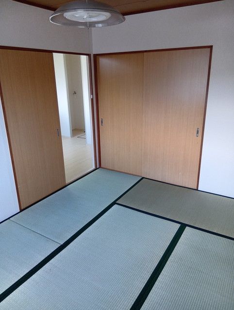 ベッドルーム