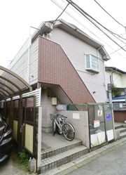 ファーストパレスの外観画像