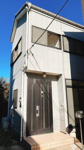 西浦和駅より徒歩15分 築29年8ヶ月 2階建の賃貸物件