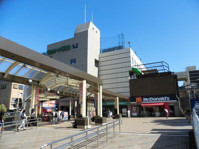 近くに施設あり