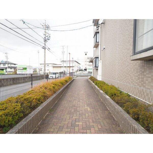 近くに施設あり