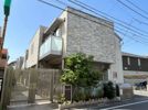 BRICK COURT 南大泉の外観