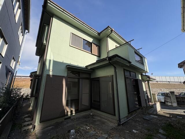 熊谷駅よりバス15分 徒歩10分 築37年5ヶ月 2階建の賃貸物件