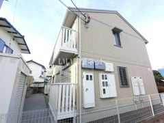 CREAの外観画像