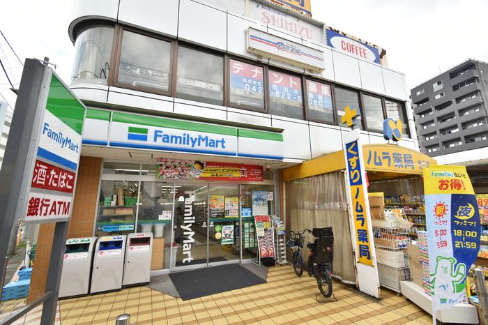 近くに施設あり