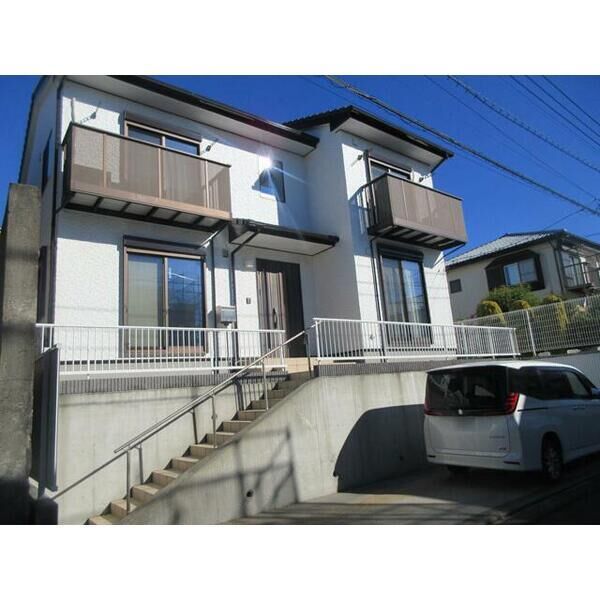 逗子駅より徒歩22分 築11年8ヶ月 2階建の賃貸物件