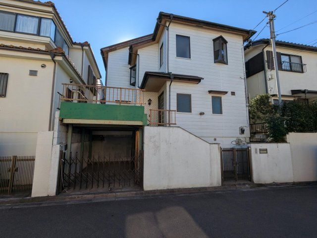 金子駅より徒歩10分 築38年9ヶ月 2階建の賃貸物件
