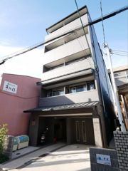 プラムズ天神の外観画像