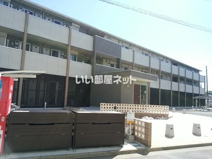 村上駅より徒歩4分 築10年10ヶ月 3階建の賃貸物件