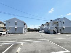 アドバンスカーサA・B棟の外観画像