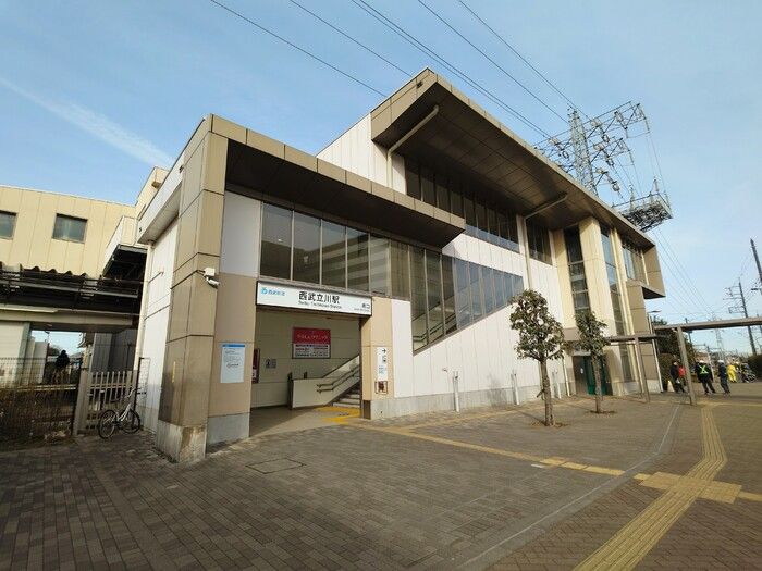 近くに施設あり