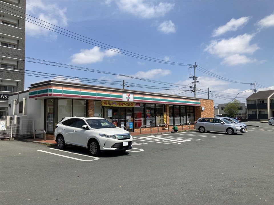 近くに施設あり