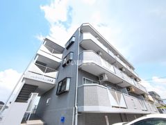 シャインハウスE棟の外観画像