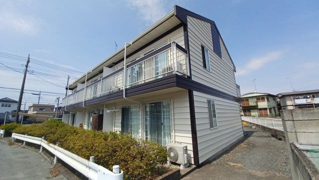 武蔵嵐山駅より徒歩15分 築36年11ヶ月 2階建の賃貸物件