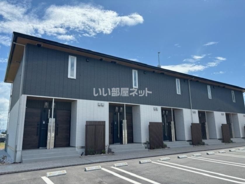 松崎駅より徒歩10分 新築 2階建の賃貸物件