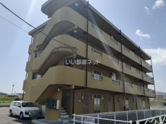 マンションCloverの外観画像