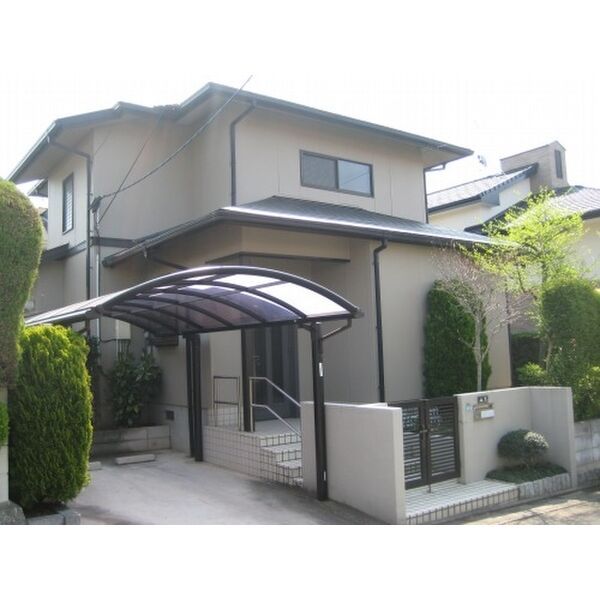 香椎神宮駅より徒歩8分 築34年4ヶ月 2階建の賃貸物件