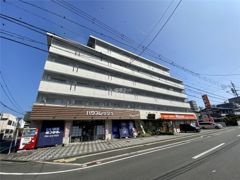 コート新屋敷の外観画像