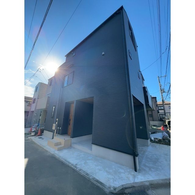 津田沼駅より徒歩9分 築3年4ヶ月 3階建の賃貸物件