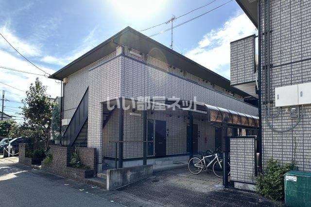 桂駅より徒歩8分 築25年 2階建の賃貸物件