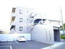 ルネッサンス2002の外観