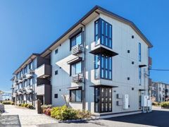 ﾛｲｼﾞｪﾝﾄﾊﾟｰｸｽ ﾚｲｸﾀｳﾝ Ⅱ Jの外観画像